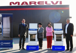 Indesit Company şi distribuitorul Marelvi ajută familiile afectate de inundaţii