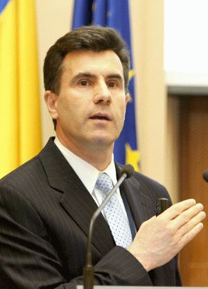 Lucian Croitoru, BNR: "Vom avea creştere economică în trimestrul al doilea din 2011"