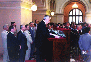 Fotografie de la 23 iunie 1995, în Banca Naţională, unde a avut loc inaugurarea BVB.