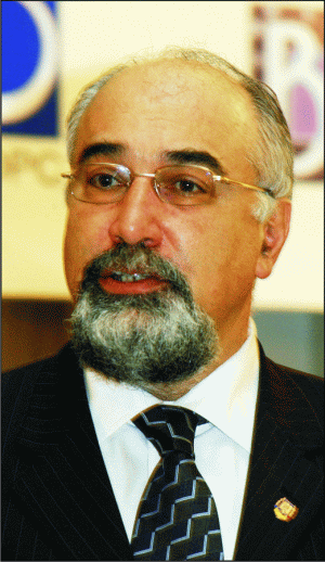 Varujan Vosganian 