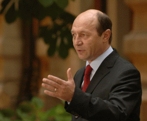 Băsescu invită partidele la consultări