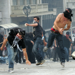 Proteste violente în Atena