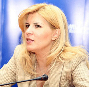 Elena Udrea: "Vom organiza, în România, Congresul Mondial FIJET, în parteneriat cu Federaţia Internaţională a Jurnaliştilor şi Scriitorilor din Turism, precum şi Congresul Internaţional de Turism Rural, în parteneriat cu EUROGITES ANTREC România, sub patronajul Organizaţiei Mondiale a Turismului"..