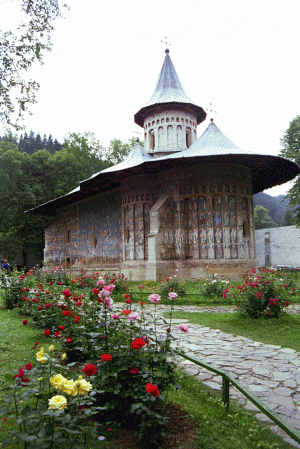 Încasări de peste 4 milioane euro de la turiştii care petrec Paştele în Bucovina