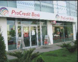 "ProCredit Holding" va prelua acţiunile deţinute de IFC şi KfW la "Pro Credit Bank" România