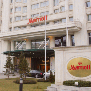 42 de hoteluri "Marriott", preluate de RBS