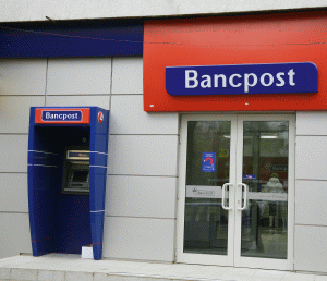 Bancpost dă 2.000 lei celor care iau credite ipotecare