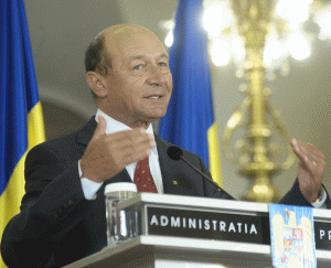 Băsescu: Urgenţele sunt reforma constituţională, reforma administrativă şi o nouă lege a sănătăţii