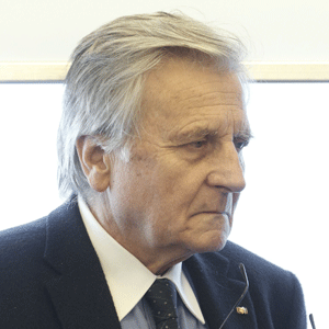 Discursul lui Jean-Claude Trichet, întrerupt de protestatari