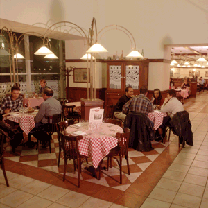 Un trend ascendent pe piaţa francizelor îl au afacerile în domeniul restaurantelor.