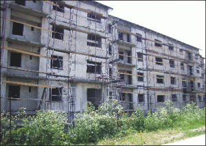 Primăria Arad construieşte locuinţe pentru evacuaţi, de 1 milion de lei 