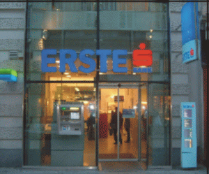 "Erste Bank" estimează că profitul Petrom va depăşi 2 miliarde lei în 2007