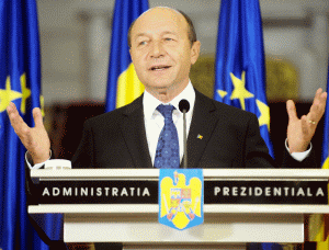 Noroc că Băsescu a rămas acasă!