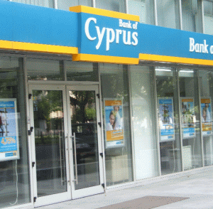 A demisionat directorul "Bank of Cyprus"