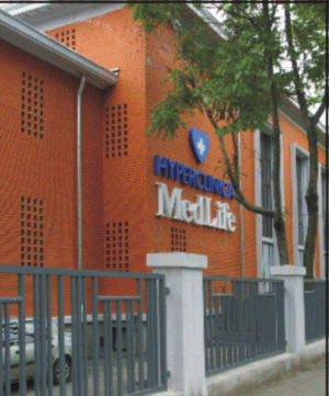 "MedLife" - cifră de afaceri de 12 milioane USD după nouă luni din 2007