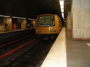 Angajaţii de la metrou intră în grevă