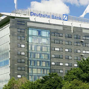 "Deutsche Bank" înstrăinează "BHF-Bank"