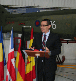 Ponta a înălţat primul elicopter modernizat de Eurocopter România pentru RAF 