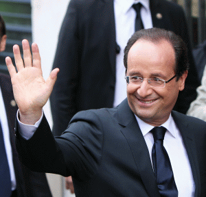 Francois Hollande vrea să salveze locurile de muncă de la "ArcelorMittal" Franţa. 