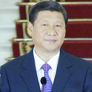 Xi Jinping, noul preşedinte al Chinei, este considerat o persoană călduroasă, susţinând cu zâmbetul pe faţă alocuţiuni presărate cu ieşiri din tradiţionala "limbă de lemn" comunistă.