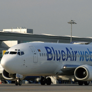 Nouă scrisori de intenţie pentru cumpărarea Blue Air