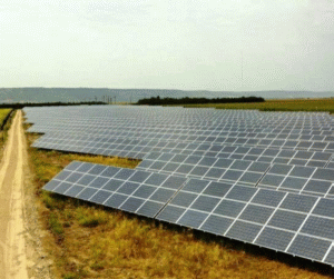 Cel mai mare parc fotovoltaic din Europa se construieşte la Ucea de Sus