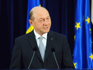 Traian Băsescu susţine impozitarea salariilor mari ale bugetarilor