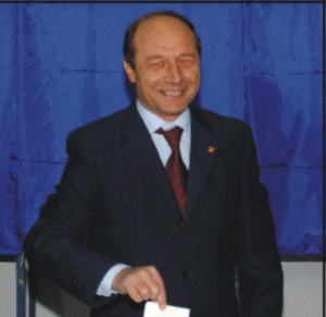 INSOMAR: Traian Băsescu şi PD în fruntea topului încrederii electoratului