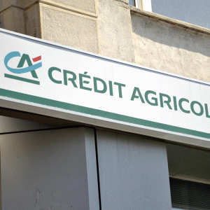 WSJ: "Credit Agricole" vrea să pună punct parteneriatului cu "Société Générale"