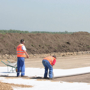 Patru investitori sunt interesaţi de Aeroportul Internaţional Braşov - Ghimbav