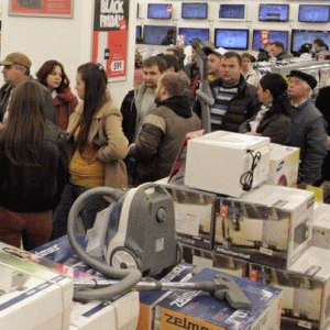 "Black Friday 2013" vine mai devreme, cu reduceri de până la 99%