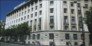 "BNP Paribas" ia în calcul o ofertă pentru "Société Générale"