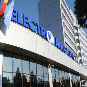 Referitor la taxa pe lucrări speciale, directorii Electromagnetica şi-au propus ca impozitul de 1,5% pe construcţii să fie aplicat în mod diferenţiat.