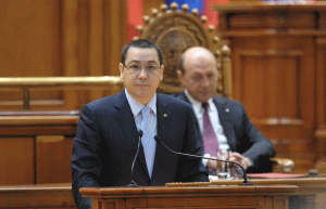 Victor Ponta: "Legea CAS va ajunge pe masa preşedintelui Băsescu cel târziu pe 15 septembrie"