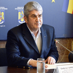 "Suntem convinşi că atât în coaliţia pe care o avem, cât şi în Parlamentul României, vom avea sprijinul colegilor parlamentari", a declarat Gabriel Oprea.