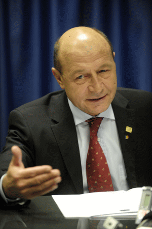 Băsescu: "Merg la PICCJ, am fost informat că sunt suspect"