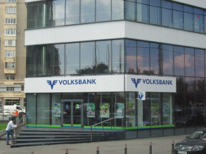 Banca Transilvania începe astăzi conversia creditelor în CHF pentru clienţii Volksbank