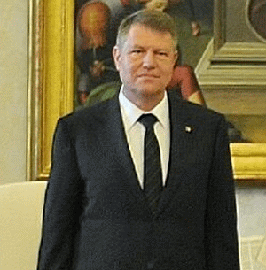 Iohannis: "Retragerea din Guvern, un răspuns adecvat la condamnare"