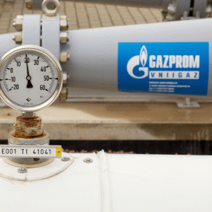 Deprecierea rublei a majorat cu 50% profitul Gazprom