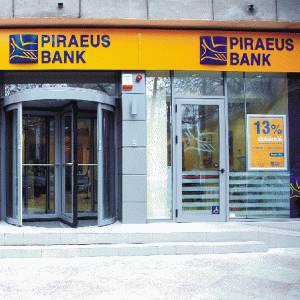 "Vânzarea Piraeus Bank este în curs de negociere, la Atena"