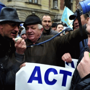 Agricultorii giurgiuveni, protest în faţa Ministerului Agriculturii 