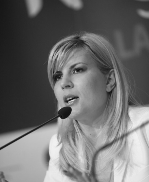 Elena Udrea şi Sorin Popa, urmăriţi penal în cazul împrumutului de la BRD