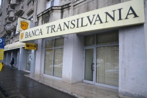 Banca Transilvania - profit net de 313 milioane lei, mai mic cu 3% faţă de acelaşi trimestru din 2014