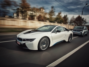 ALD Automotive şi BMW anunţă prima livrare din România a hibridului BMW i8