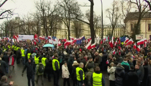 Mii de oameni au protestat în principalele oraşe ale ţării împotriva guvernului