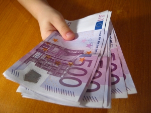 Piaţa financiară din România a atras participaţii străine la capitalul firmelor de peste 37 milioane de euro