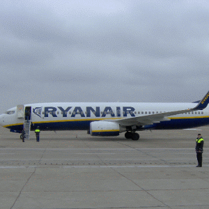 Ryanair deschide o nouă bază la Bucureşti