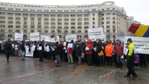 Împrumutaţii în CHF anunţă un marş de protest "inedit", pentru duminică