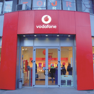 "Vodafone" aşteaptă oferte de la bănci pentru intermedierea listării diviziei sale din India