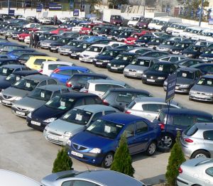 Piaţa auto a înregistrat în 2016 al treilea an cosecutiv de creştere consistentă